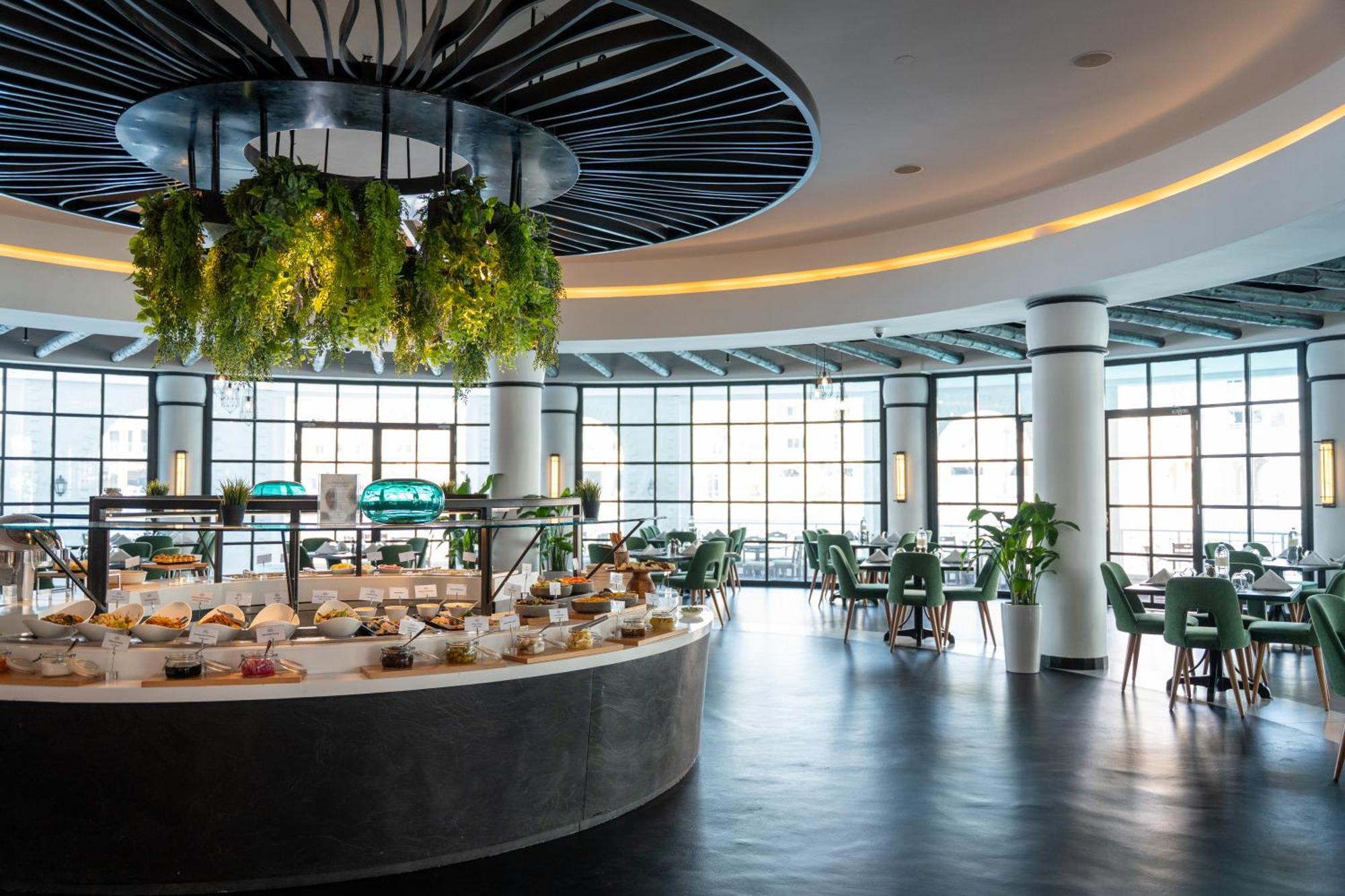 Millennium Lakeview Formerly Copthorne Lakeview Hotel 4*